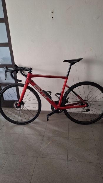 Used BMC Teammachine Shimano 105 Di2 2023 Road & Gravel, Rot — image 2 of 5