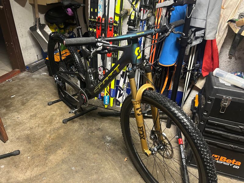 Used Scott Spark SRAM GX Eagle AXS 2022 Mountainbike, Black — image 1 of 9