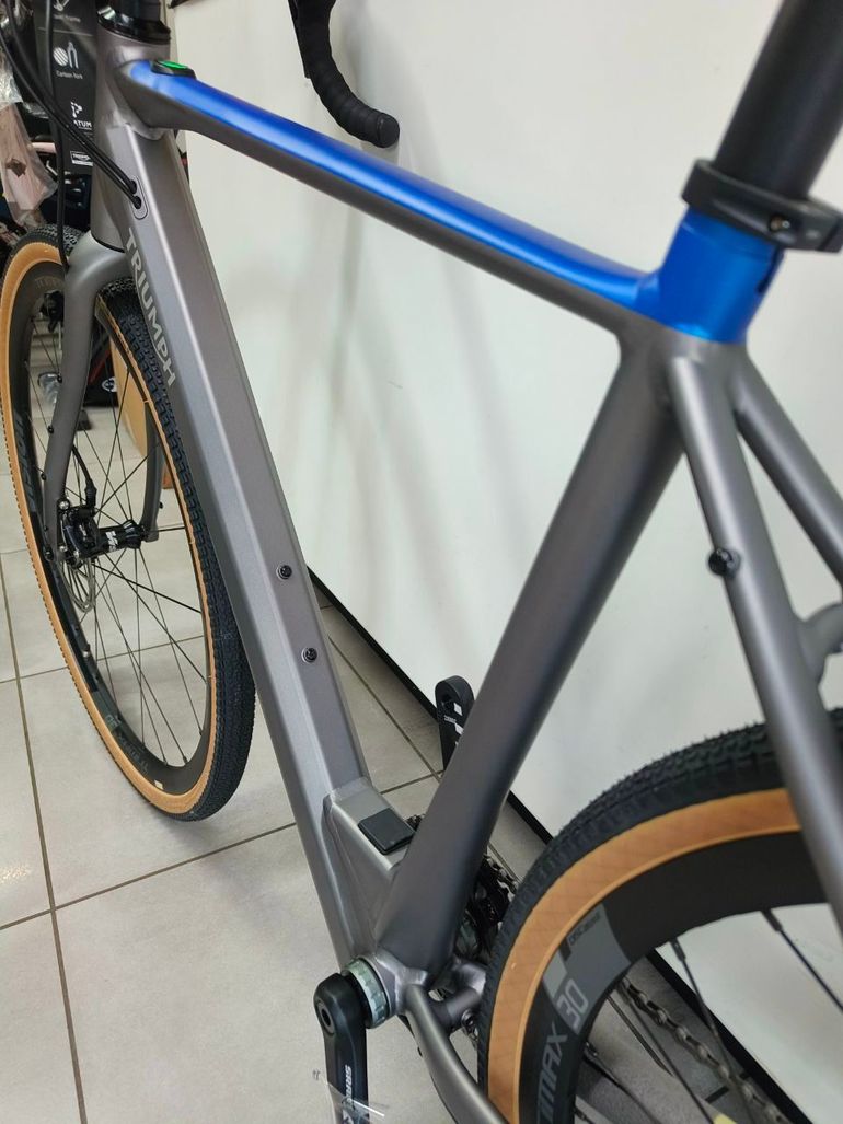 Used Triumph GRAVEL E-BIKE TRIUMPH TE-SPRINT TG. M (NUOVA) 2025 Road & Gravel, Light Gray — image 15 of 16