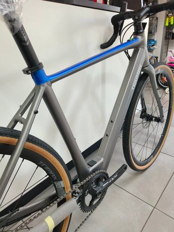 Used Triumph GRAVEL E-BIKE TRIUMPH TE-SPRINT TG. M (NUOVA) 2025 Road & Gravel, Light Gray — image 10 of 16