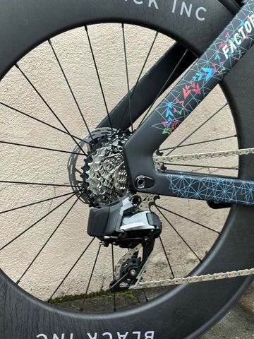 Used Factor Hanzo Other SRAM 2024 Road & Gravel, Black — image 4 of 14