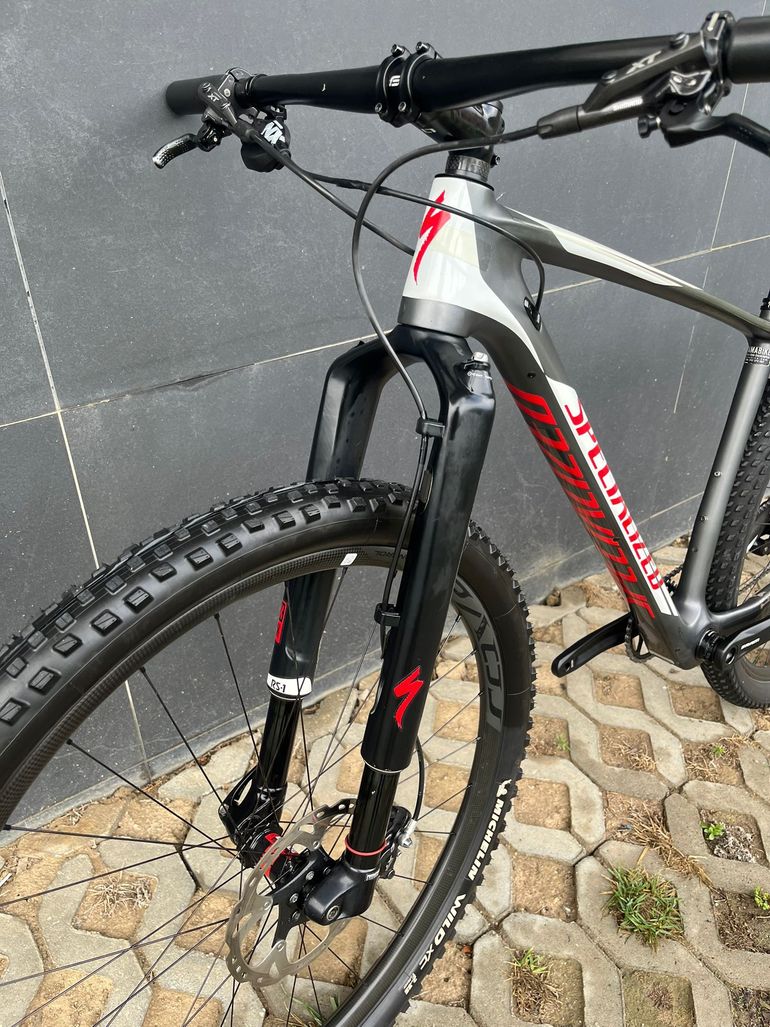Used Specialized Stumpjumper Pro 29 World Cup 2016 Mountainbike, Light Gray — image 9 of 9