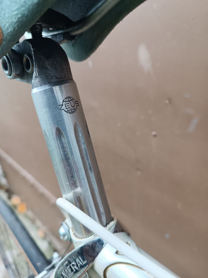 Used Meral Pithioud 1976 Road & Gravel, Light Gray — image 10 of 30