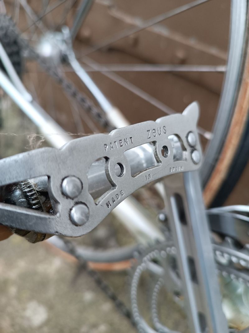 Used Meral Pithioud 1976 Road & Gravel, Light Gray — image 16 of 30