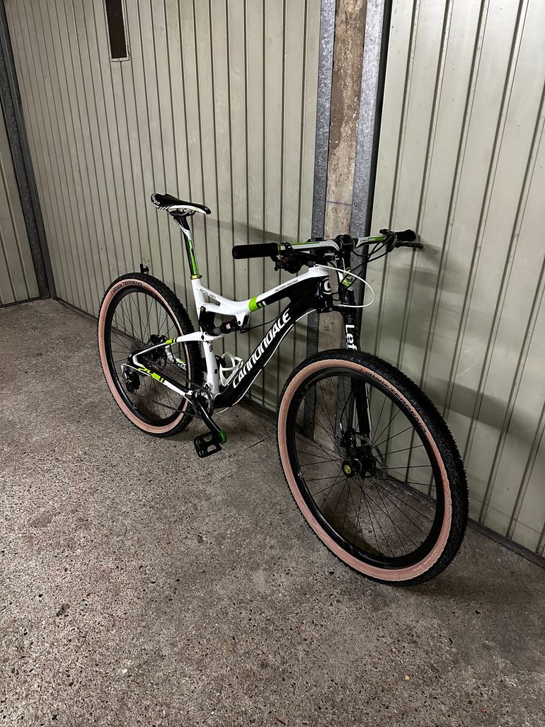 Used Cannondale Scalpel Carbon Team 29 2015 Mountainbike — image 3 of 11