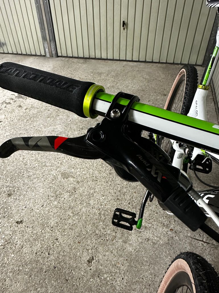 Used Cannondale Scalpel Carbon Team 29 2015 Mountainbike — image 7 of 11