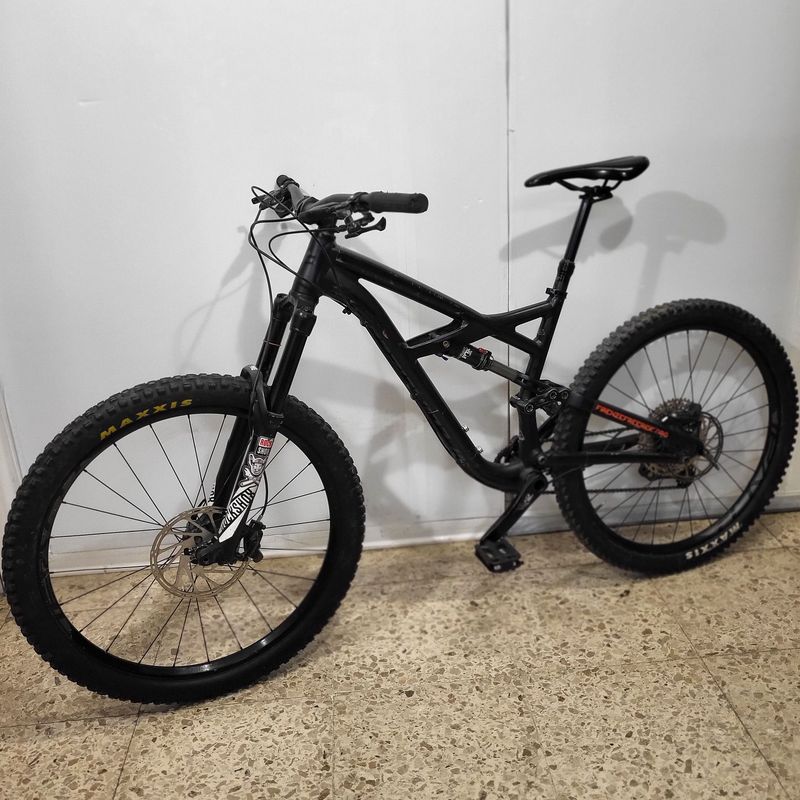 Używany Specialized Enduro Shimano Deore XT 2016 Mountainbike — zdjęcie 1 z 8