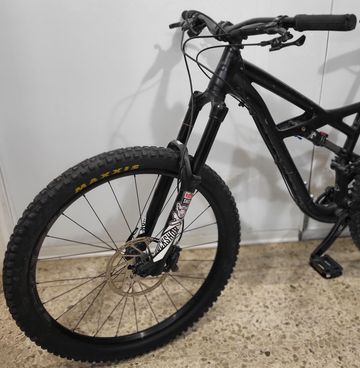 Używany Specialized Enduro Shimano Deore XT 2016 Mountainbike — zdjęcie 2 z 8