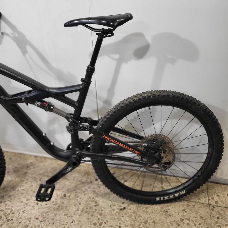 Używany Specialized Enduro Shimano Deore XT 2016 Mountainbike — zdjęcie 3 z 8