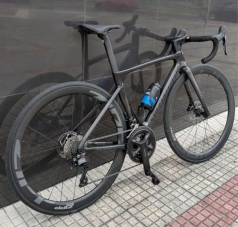 Used Specialized Tarmac SL7 Sport - Shimano 105 2024 2024 Road & Gravel, Black — image 1 of 5
