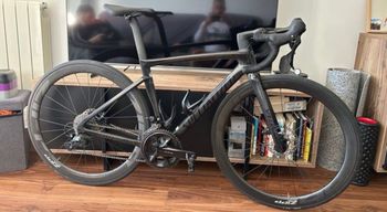 Used Specialized Tarmac SL7 Sport - Shimano 105 2024 2024 Road & Gravel, Black — image 5 of 5
