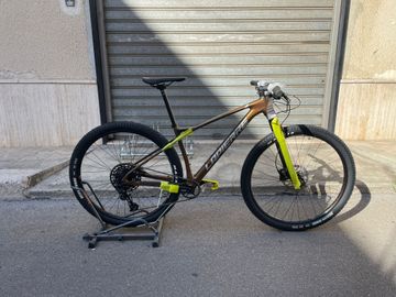 Used Lapierre Prorace CF 6.9 2022 2022 Mountainbike, Orange, 29 — image 2 of 10
