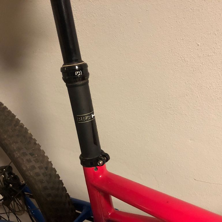 Used Specialized Men's Epic Pro 2019 2019 Mountainbike, Blau, 29 — image 7 of 7