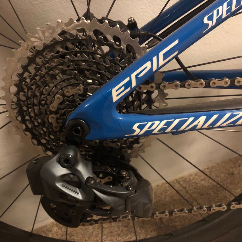 Used Specialized Men's Epic Pro 2019 2019 Mountainbike, Blau, 29 — image 4 of 7