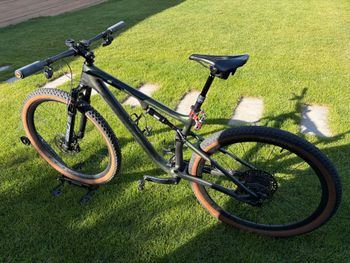 Used Specialized S-Works Epic 2022 2022 Mountainbike, Green, 29 — image 5 of 10