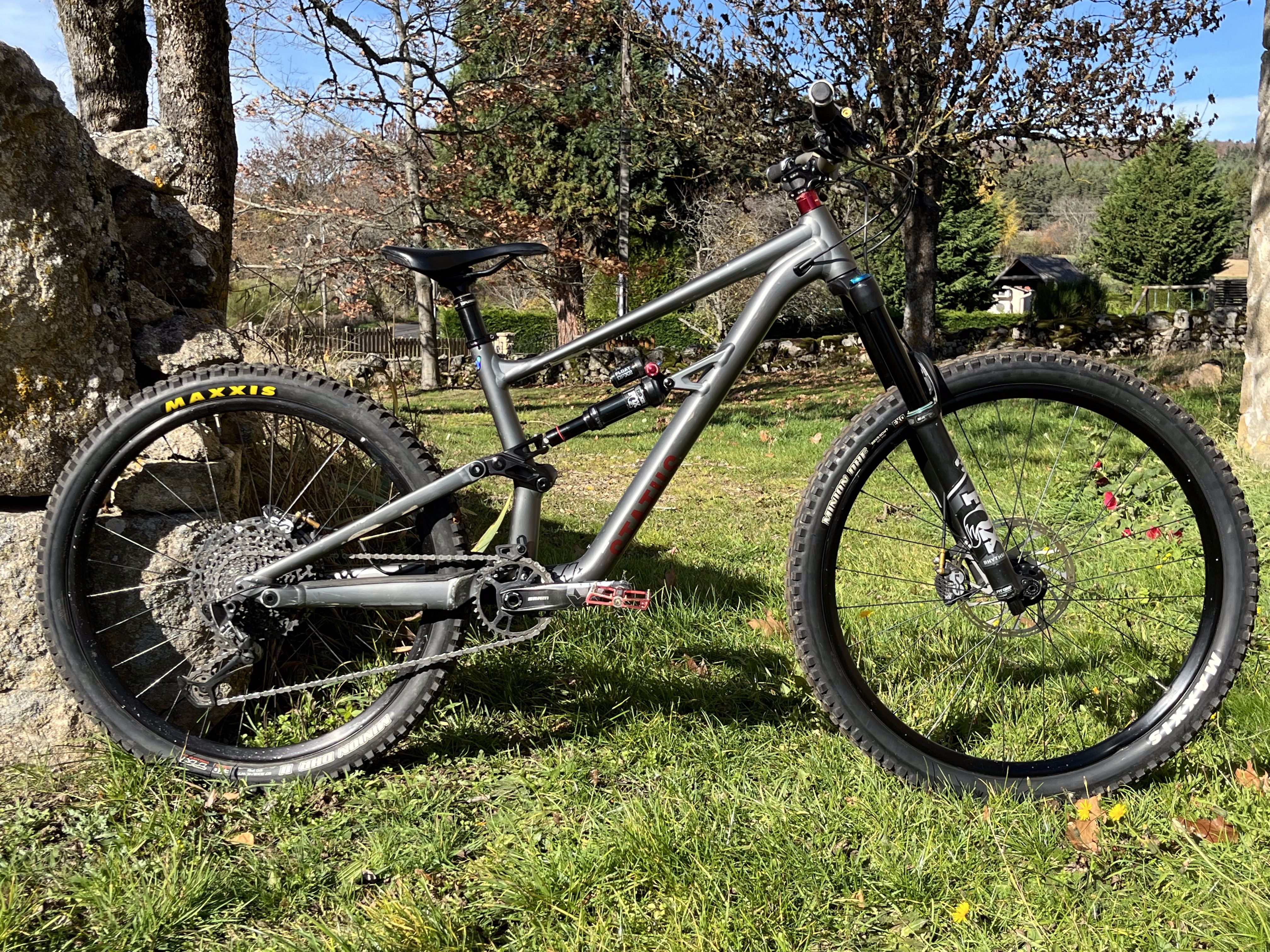 Specialized Status 160 2022 2022