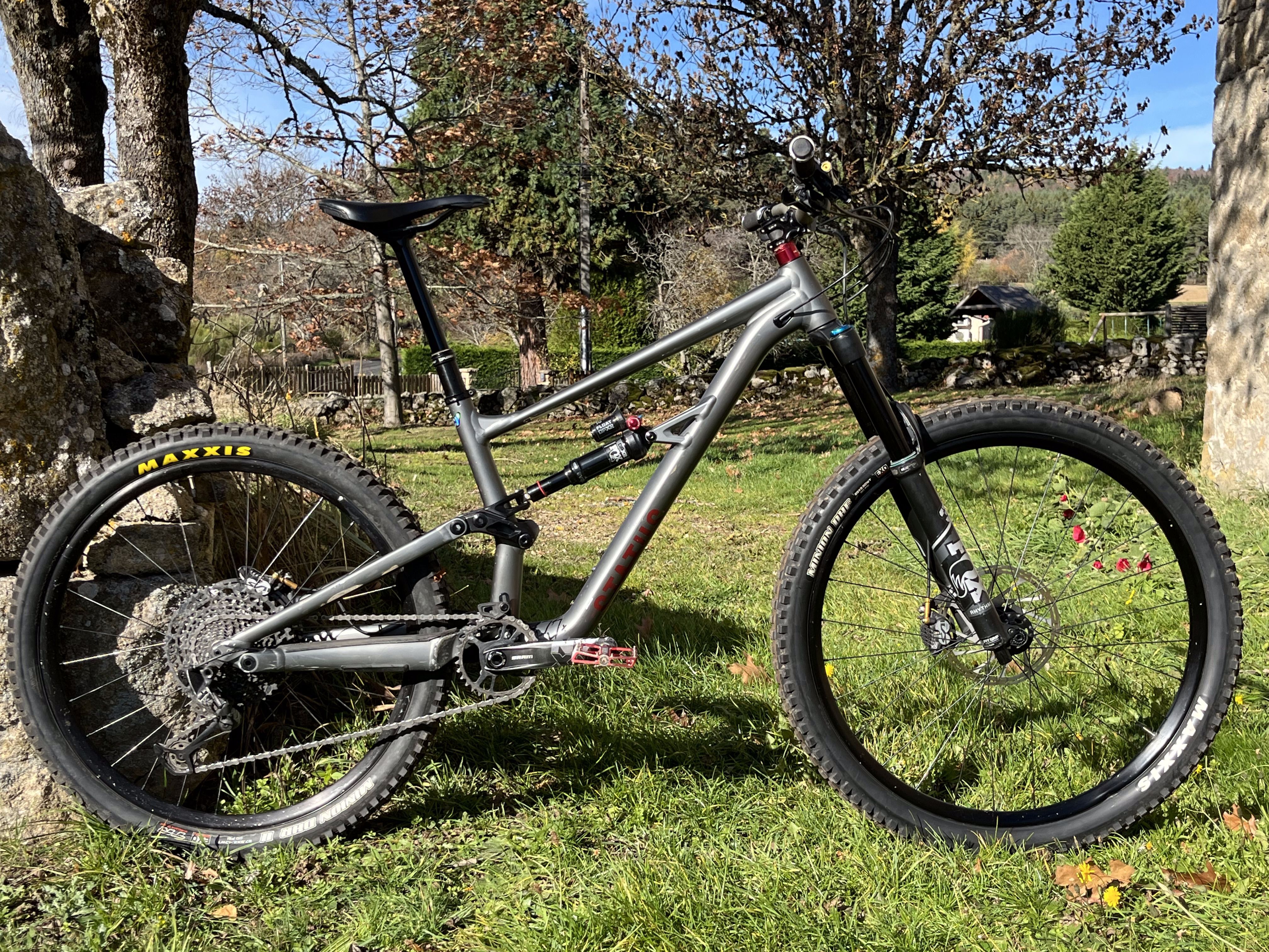 Specialized Status 160 2022 2022