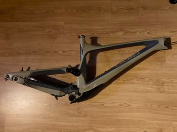 Gebrauchtes Bold Unplugged Frameset 2020 Mountainbike, Hellgrau — Bild 3 von 19