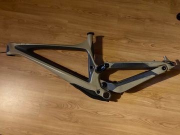 Gebrauchtes Bold Unplugged Frameset 2020 Mountainbike, Hellgrau — Bild 4 von 19