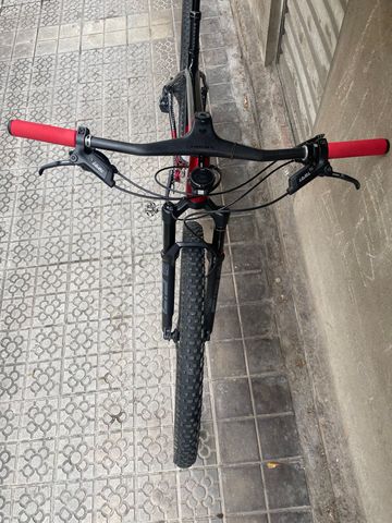 Used Coluer Poison 2023 Mountainbike, Red — image 5 of 8