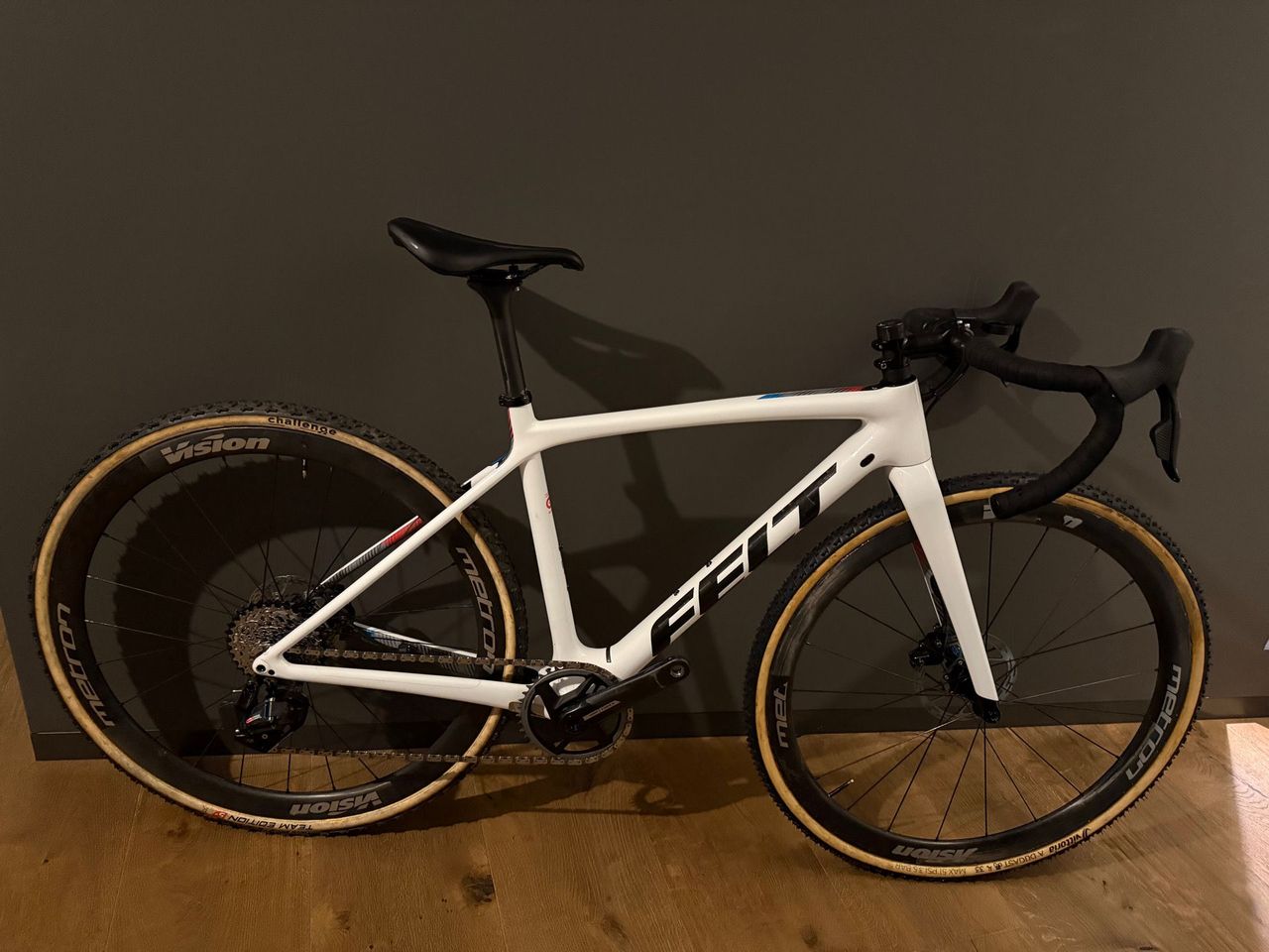 Felt Fx SRAM Force ETap AXS 2022