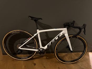 Felt, Fx SRAM Force ETap AXS
