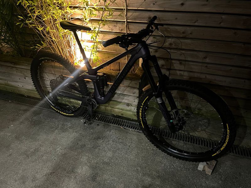 Used Transition Spire Carbon GX Code 2023 2023 Mountainbike, Purple, 29 — image 2 of 14