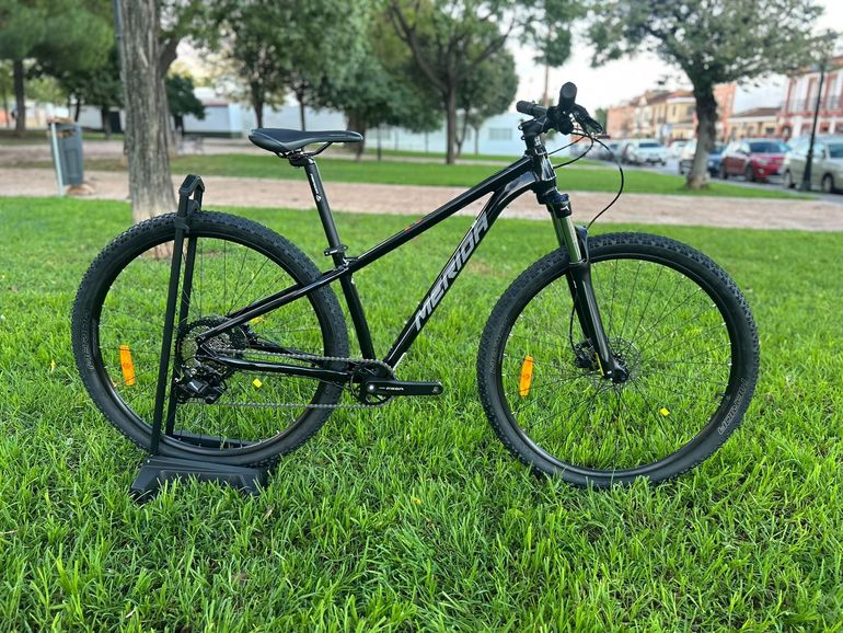 Used Merida BIG NINE 20 SE 2025 2025 Mountainbike, Black, 29 — image 1 of 9