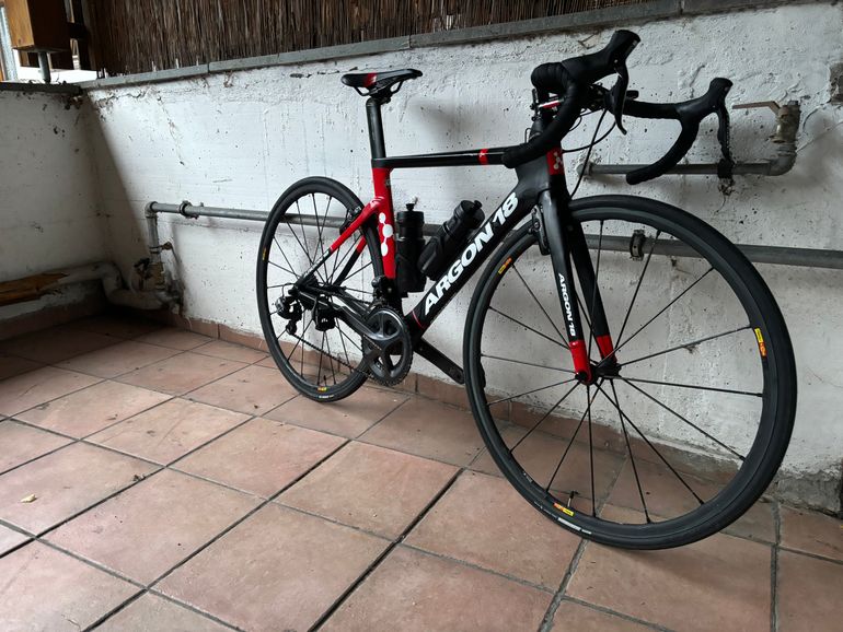 Used Argon 18 Nitrogen 2018 Road & Gravel, Red — image 1 of 7