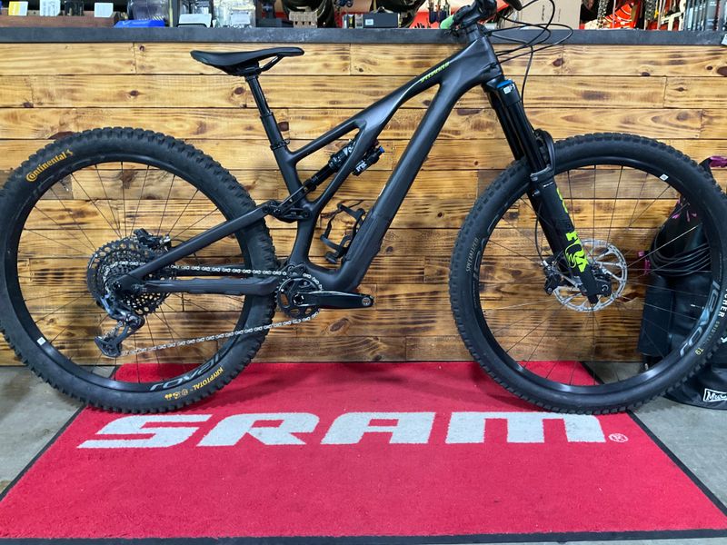 Used Specialized Stumpjumper EVO Expert 2022 2022 MTB