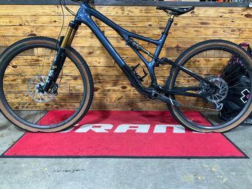 Used Specialized Stumpjumper Pro 2021 2021 Mountainbike, Blue, 29 — image 2 of 6