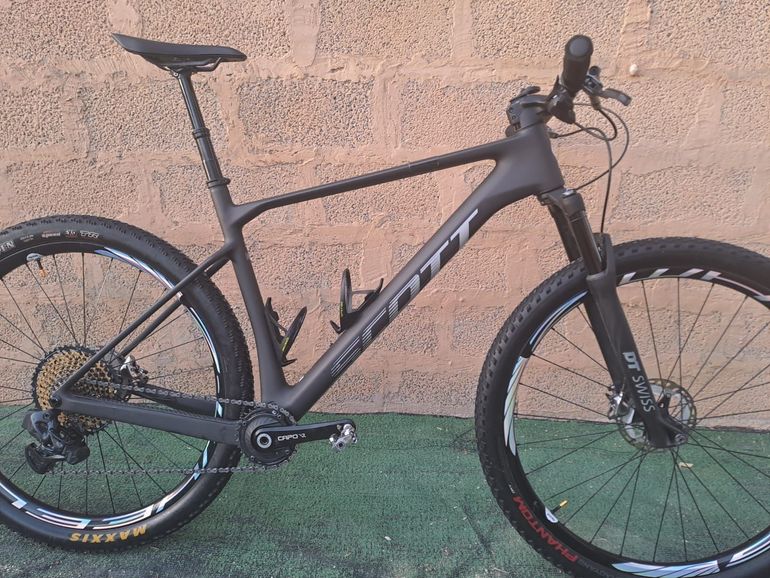 Used Scott Scale Shimano XTR 2024 Mountainbike, Gris claro — image 1 of 4