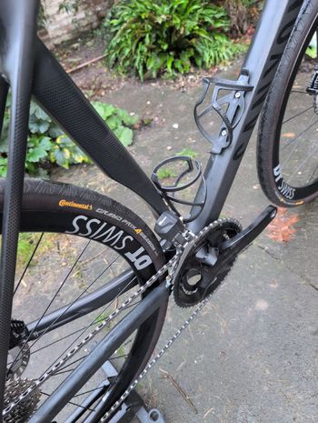 Used Canyon Endurace CF SLX 7 Di2 2024 2024 Road & Gravel, Black — image 6 of 8