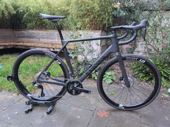 Used Canyon Endurace CF SLX 7 Di2 2024 2024 Road & Gravel, Black — image 2 of 8