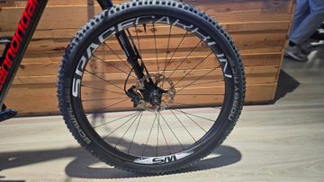Cannondale F-Si Carbon 3 2023 2023 Mountainbike usato, Nero — immagine 5 di 14