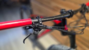 Cannondale F-Si Carbon 3 2023 2023 Mountainbike usato, Nero — immagine 4 di 14