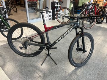 Brugt Trek Supercaliber Shimano Deore XT 2023 MTB