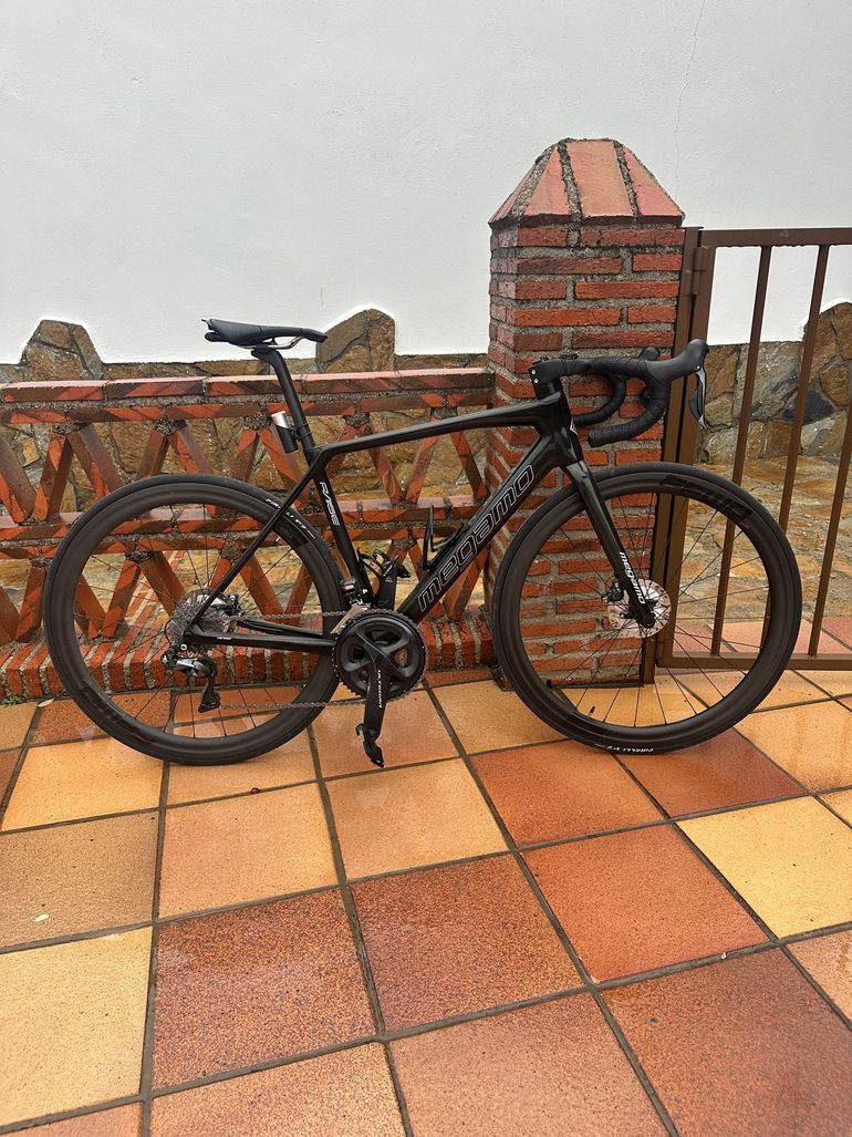 Megamo RAISE 01 SH12 2023 2023 Road & Gravel de segunda mano, Negro — imagen 1 de 4