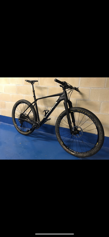 Gebrauchtes Orbea ALMA M10 2019 2019 Mountainbike, Schwarz, 27.5, 29 — Bild 3 von 4