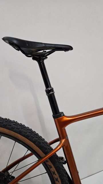 Used Giant XTC, Advanced 29 2 2022 2022 Mountainbike, Black, 29 — image 4 of 5