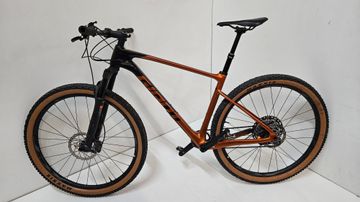 Used Giant XTC, Advanced 29 2 2022 2022 Mountainbike, Black, 29 — image 2 of 5