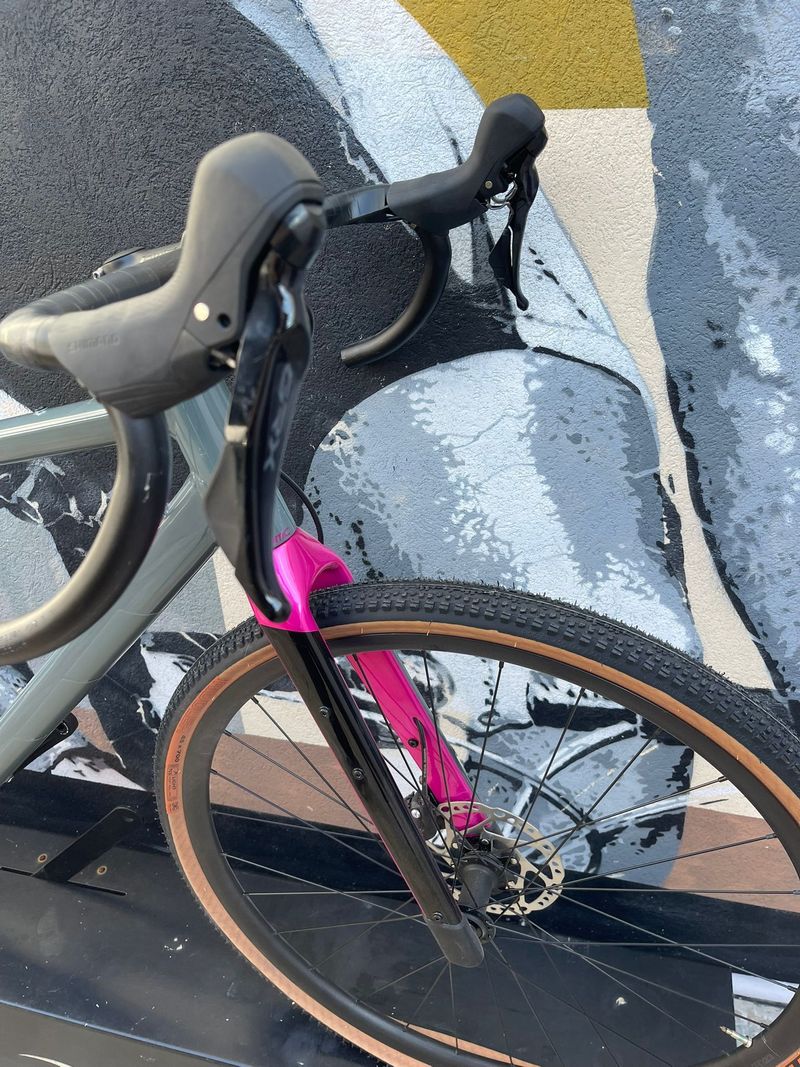 BMC URS AL THREE 2022 2022 Road & Gravel d'occasion — image 4 sur 4