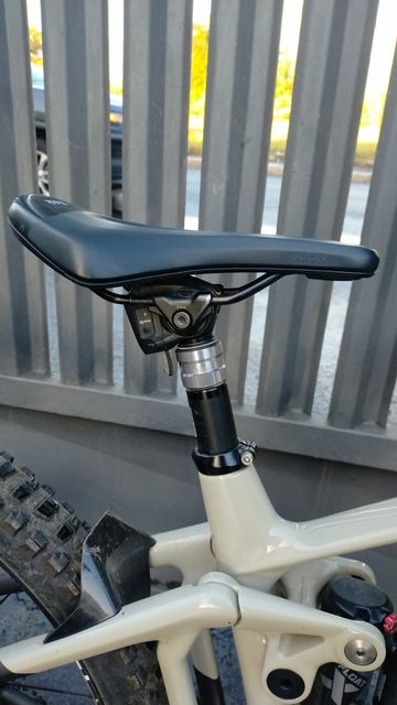 Used Mondraker Crafty SRAM GX Eagle AXS 2024 Mountainbike, White — image 5 of 8