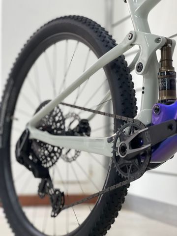 Gebrauchtes Lee Cougan Crossfire 428 Race 2025 Mountainbike, Weiß — Bild 3 von 5