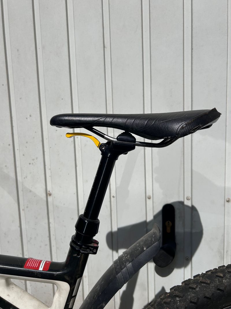 Použité Specialized Camber Shimano Deore XT 2013 Mountainbike — obrázek 5 z 9