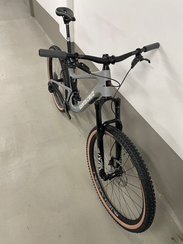Used Santa Cruz Hightower 2021 2021 Mountainbike, Light Gray — image 4 of 16
