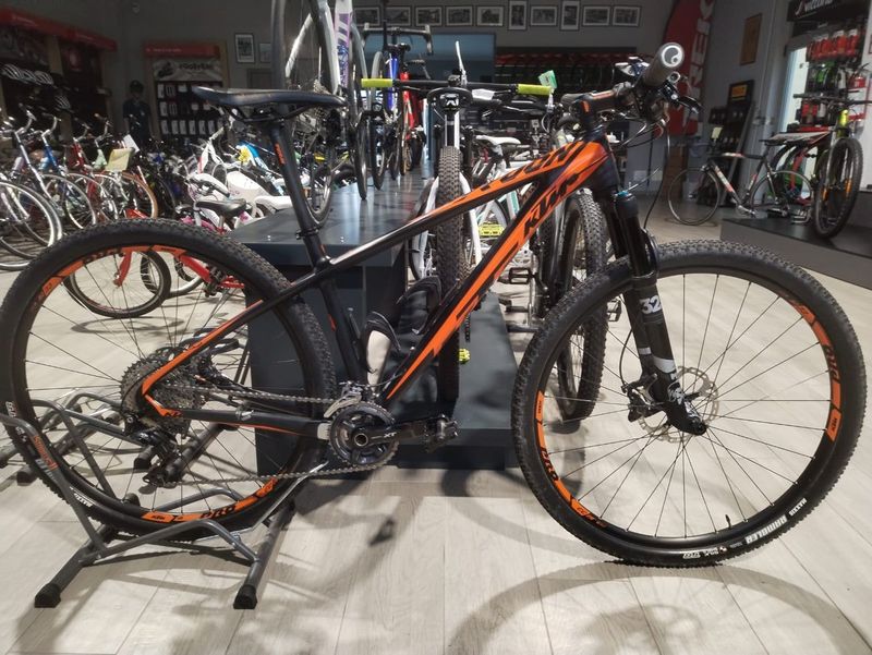 Used KTM MYROON MASTER 2023 2023 Mountainbike, Orange, 29 — image 1 of 4