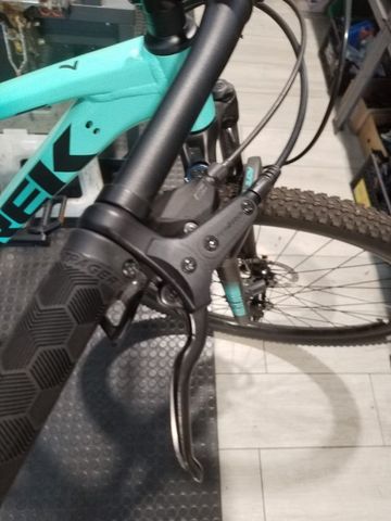 Gebrauchtes Trek Marlin 7 Gen 2 2023 2023 Mountainbike, Blau, 27.5, 29 — Bild 2 von 4
