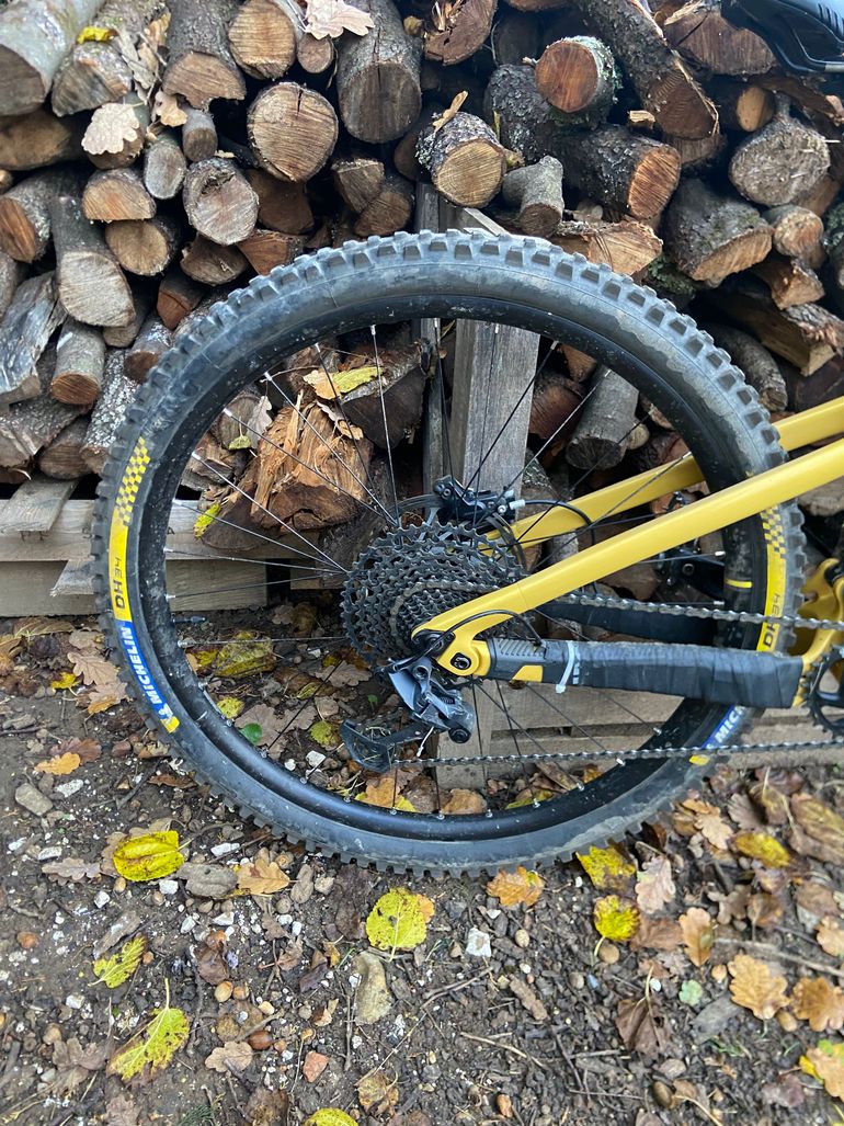 Used Lapierre Spicy CF 6.9 2023 2023 Mountainbike, Arancione — image 5 of 6