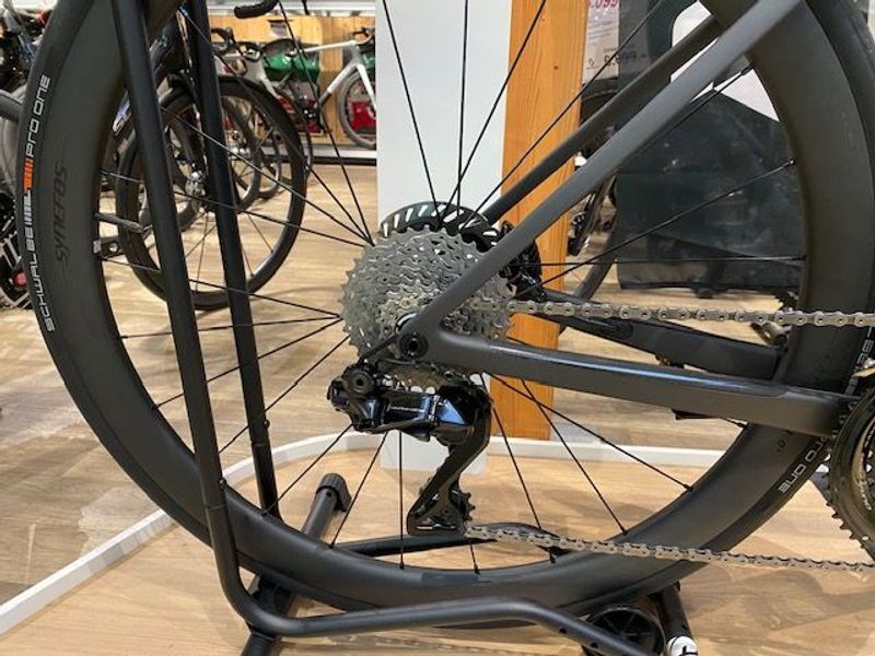 Używany Scott Addict RC Pro 2025 Road & Gravel — zdjęcie 6 z 8